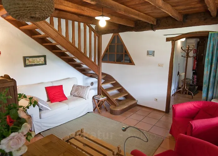 Casa Rural Momotegi Hotel *